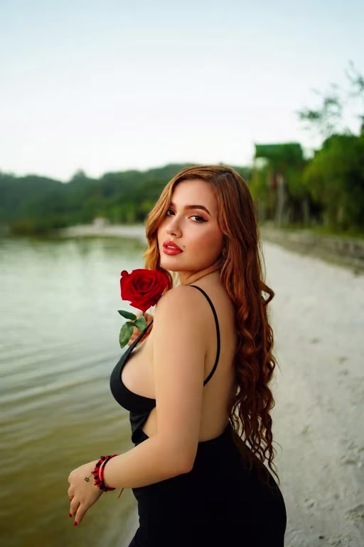 Aya Ruiva Sua Melhor Experiência de Prazer Massagem completa Vivências Massagista