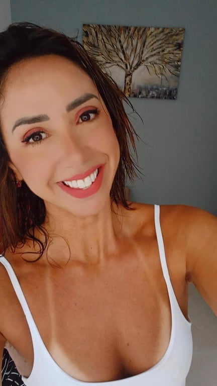 Shananda Prem - Especialista em Massagem Tântrica e Nuru