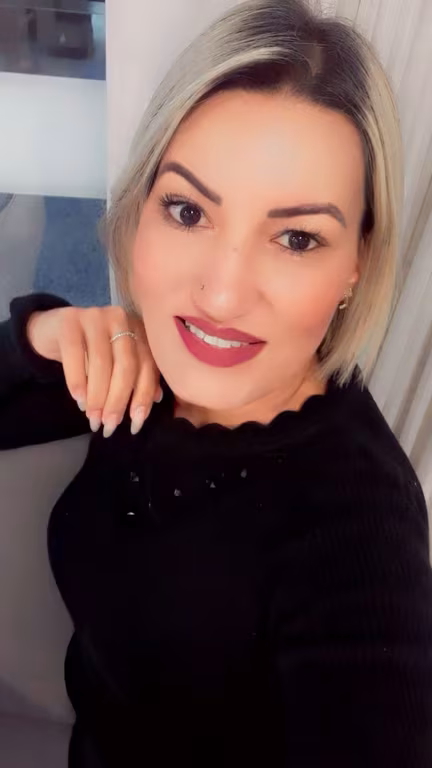 Karina massagem tantrica, relaxante