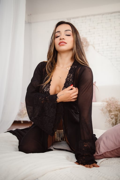 Scarllet - A arte da massagem tântrica tradicional e sensual