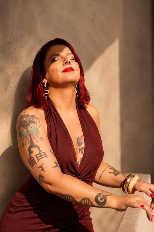 Ivy Puls– Sexóloga Tântrica: Autoconhecimento, Prazer e Energia Sexual Massagem