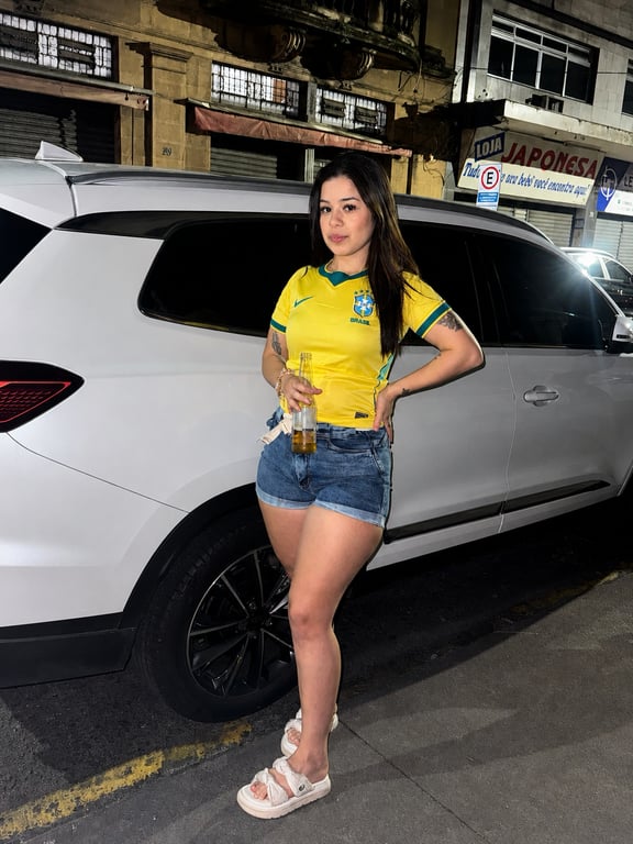 Clara massoterapeuta Essência do Prazer e Relaxamento
