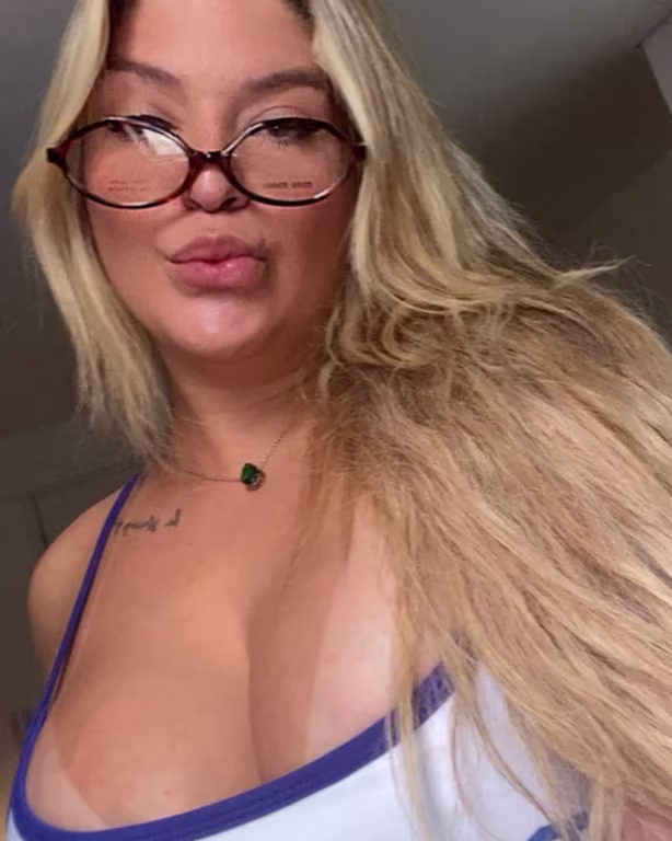 Loira massoterapeuta relaxante,tântrica e Nuru tenho local