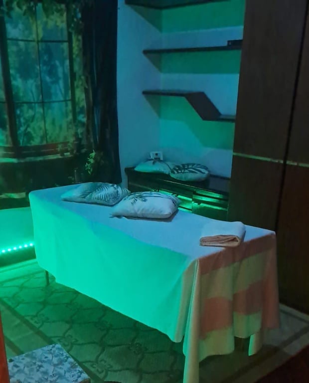 Camille Terapeuta Tântrica! Venha Desconectar e Relaxar! 