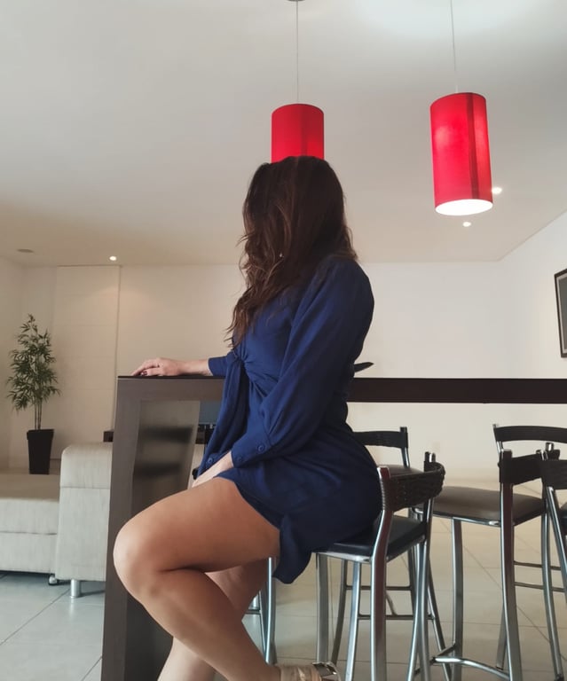 MAILA RADHY-TERAPEUTA CORPORAL- EXPERIÊNCIAS DE RELAXAMENTO E PRAZER Massagem