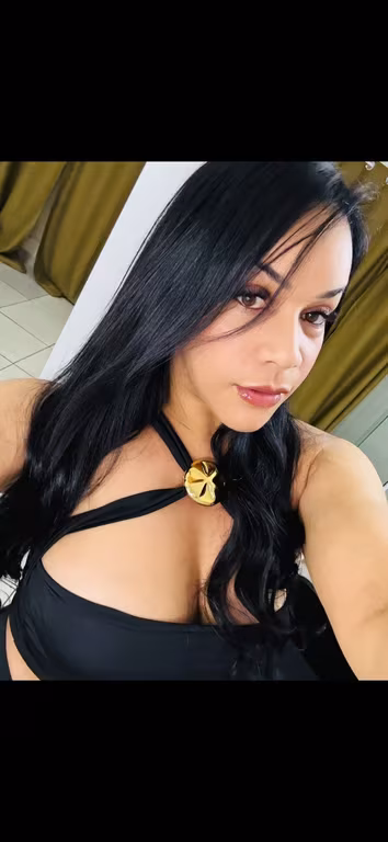 Milena Massagem sensual e nuru Massagem tântrica