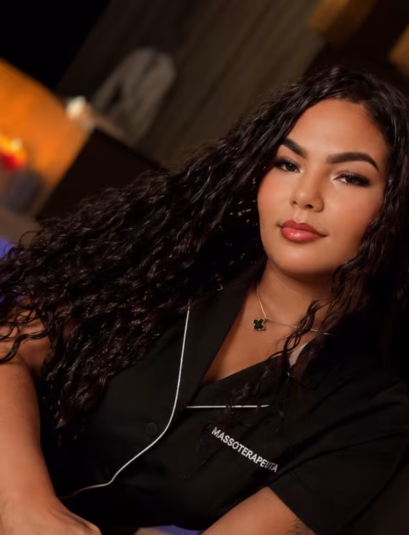 Lili Massagem Tântrica e Nuru Tambiá