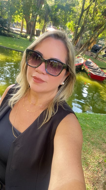 Massagem tântrica sensitiva & terapêuticas. Massagem tântrica