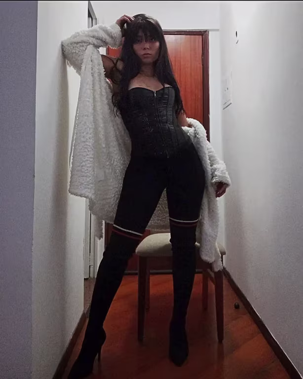 Luisa Especialista em Nuru (Massoterapeuta Profissional) Massagem