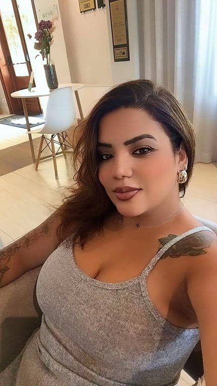 Sarah Narah - Tântrica, Especialista em Nuru, Shibari e Dominação