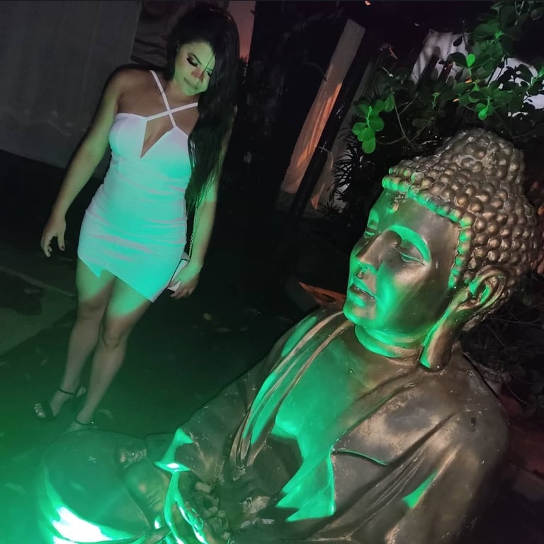 Geice Hot Massagem Sensual com muito Erotismo Massagem tântrica