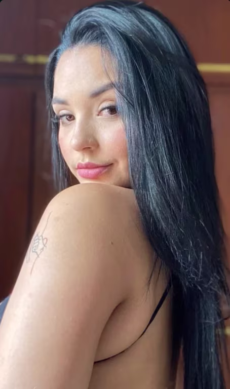 Jennyfer Paz Massagem
