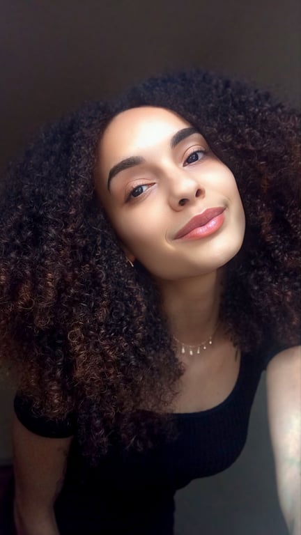 Bianca | Massagem Além do Convencional Massagem