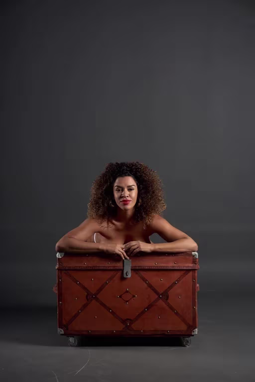 Bella, elegancia desejo e quimica na medida certa. Massagem sensual