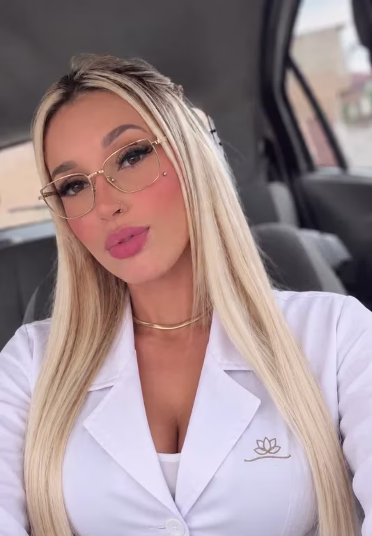 Stefany Linns Massagista em