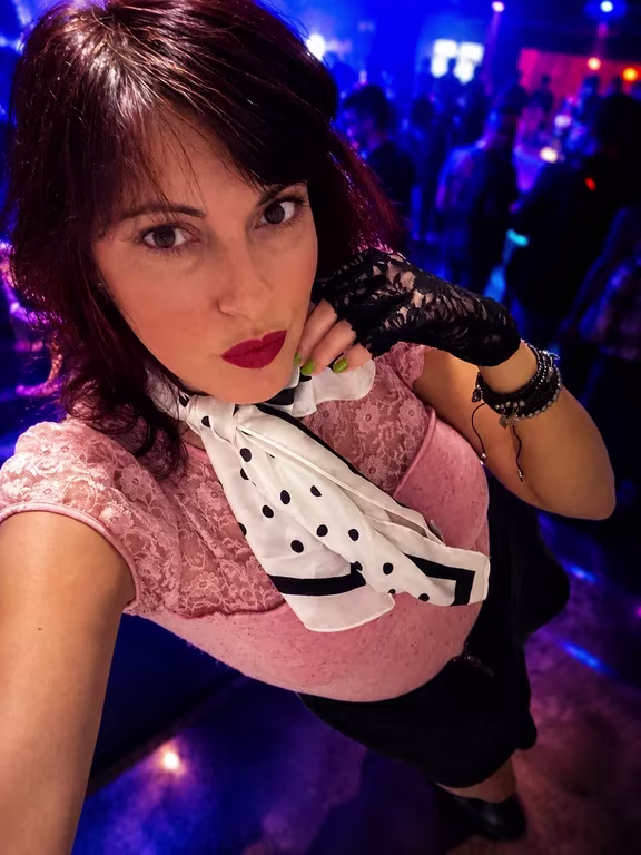 Sol Nalini Sexológa “O SEU ORGASMO CÓSMICO” venha descobrir Massagem sensual em