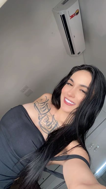 Thalyssa/ Nuru, relaxante, Tântrica e vivência 