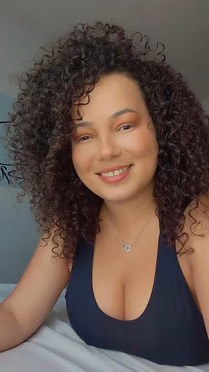 Viviane lopes Permita se um dia de relaxamento!