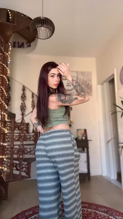 Carol Ruiva/ Massoterapeuta Tântrica Sensual