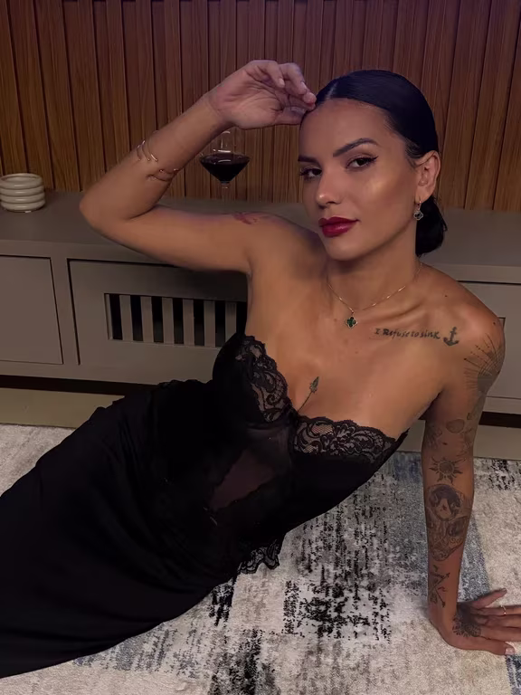 Manu Diniz Massoterapeuta Massagem sensual em