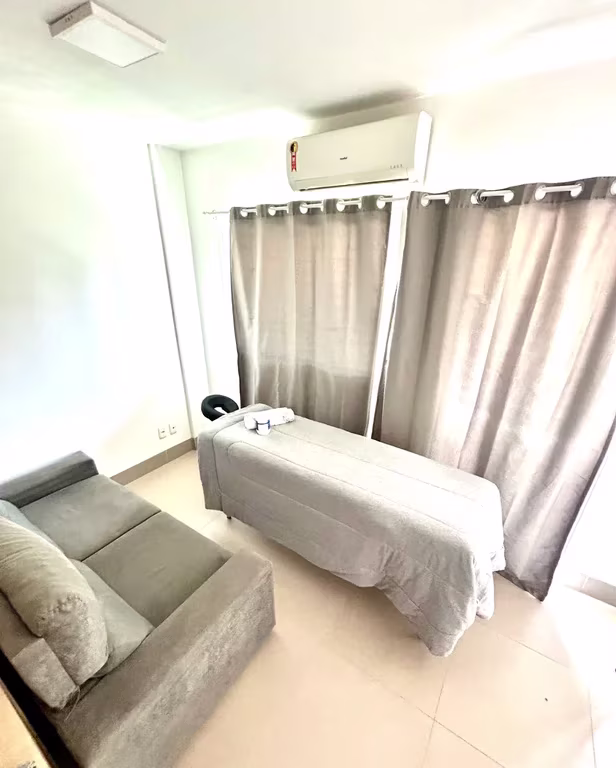 Olá, meu nome é Anatália e quero te convidar para viver o prazer Massagem