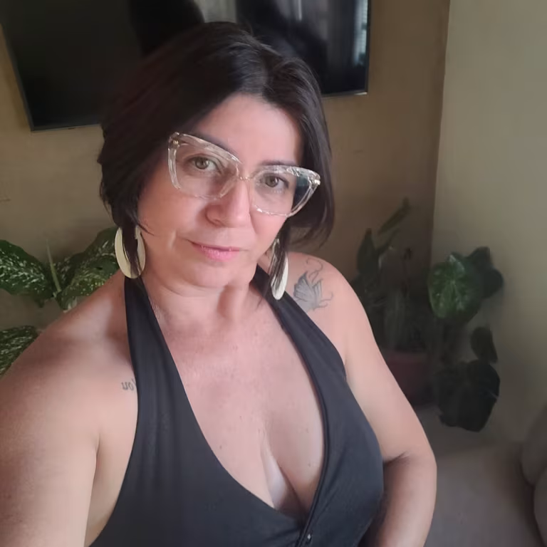 Cristal Massoterapeuta | Relaxante, Tântrica e Nuru Massagem sensual em