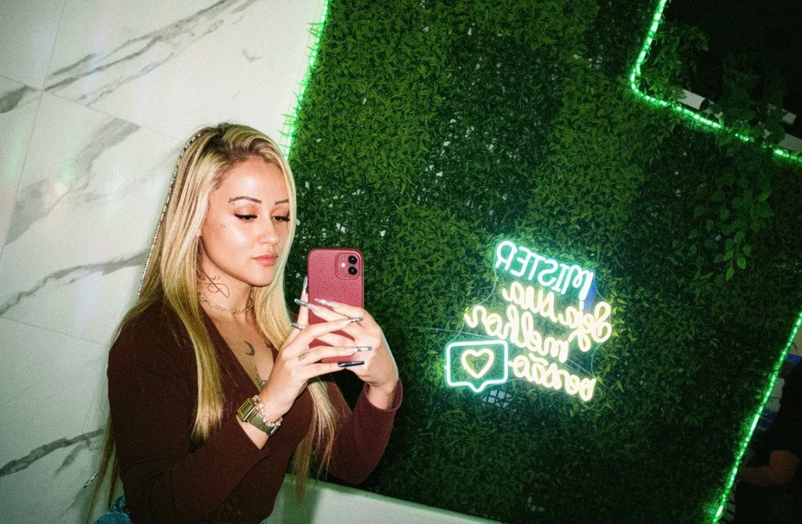 Cah Farias: Massagem Relaxante Terapêutica para Alívio de Tensões