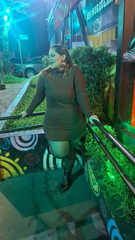 Vivi | Terapeuta Tântrica Sensual Massagem