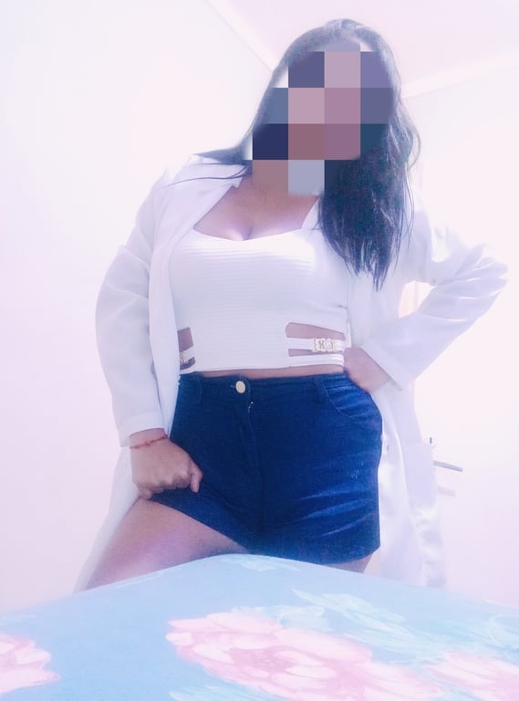 terapeuta Larissa Massoterapeuta - Depilação Larissa Massoterapeuta - Depilação