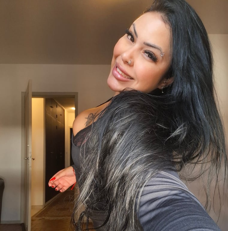 Jade lins- Massagem Tântrica, nuru, erótica 