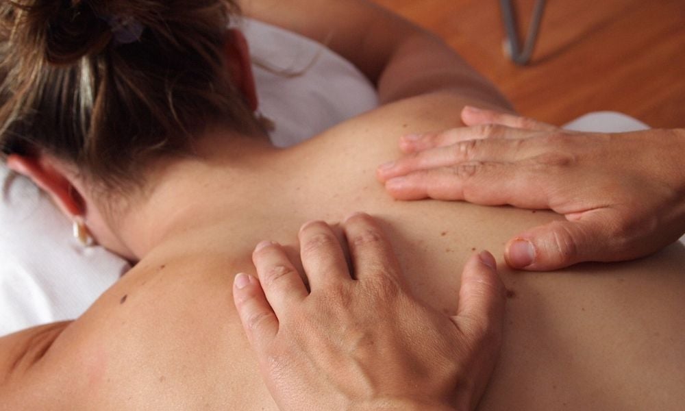 Daniel Massoterapeuta- Massagem em Santos Massagem sensual