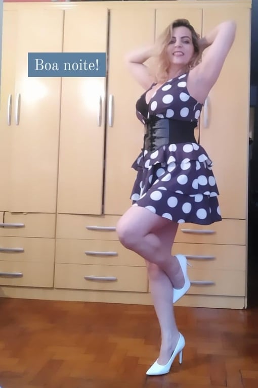 Nandini, terapeuta tântrica,massagem nuru, diversas modalidades 