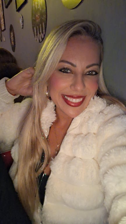 Jaky mineirinha a melhor massagem da sua vida será comigo Massagem nuru