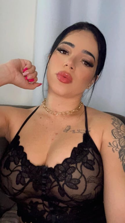 Poliana Oliveira - Massoterapeuta Nuru .