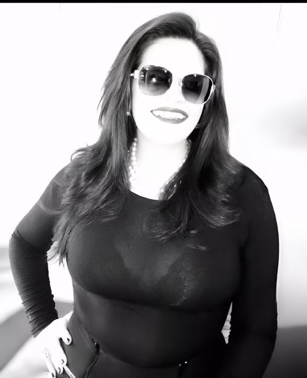Alessandra Duarte/Massagem Nuru, Relaxante e Lingam