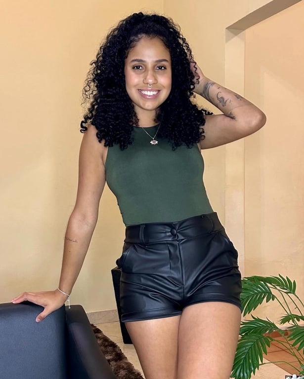 Rebecca - Massoterapeuta há 9 anos. 