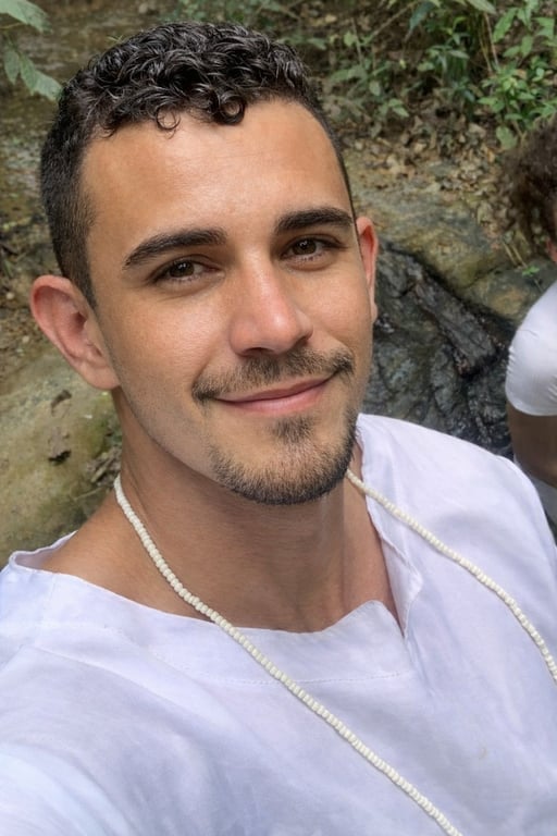 Léo Massoterapeuta | Relaxamento, Conexão e Bem-Estar Através do Toque