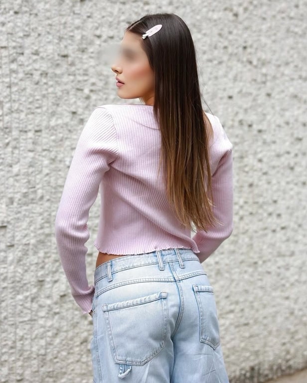 Karolina Massagista 24h – Experiência Sensitiva Completa Massagem sensual em