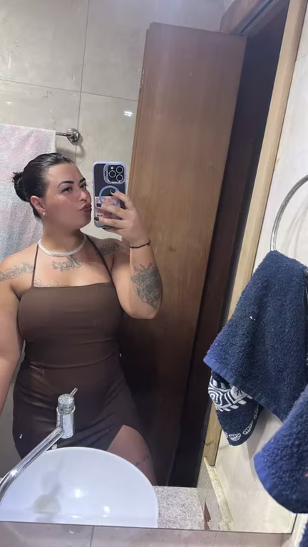 JULIANA BOM | MORENA | 32 ANOS | MASSOTERAPEUTA Massagem nuru