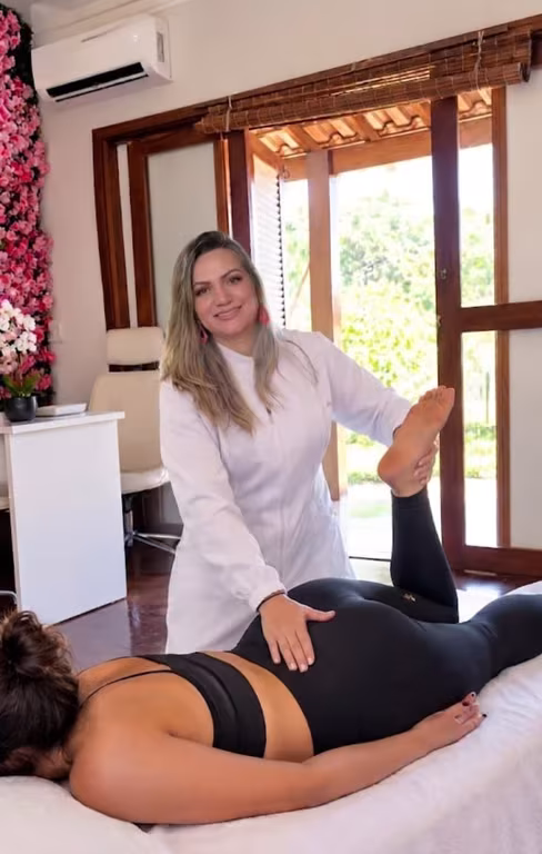 Anny | massoterapeuta profissional e graduada