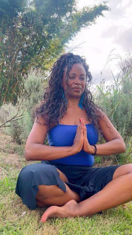 Divah Sundari -  Terapeuta Tântrica Nuru Sensuais e Holística