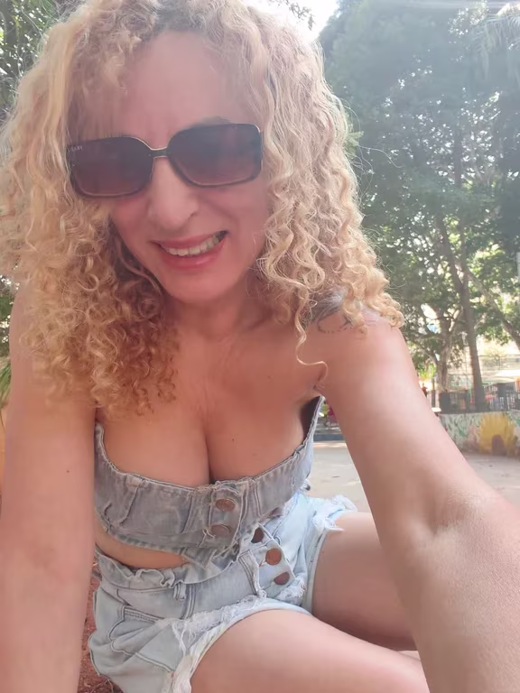 Massagem relaxante, sensuais e depilações Massagem