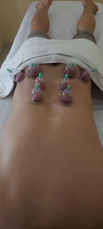 Thaty Massoterapeuta Massagista Thaty Massoterapeuta Massagista