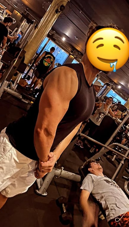 Mr. Bunny - Terapeuta Tântrico Massagem