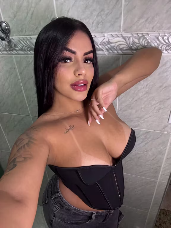 Any , Massagem Sensual de Alto Nível