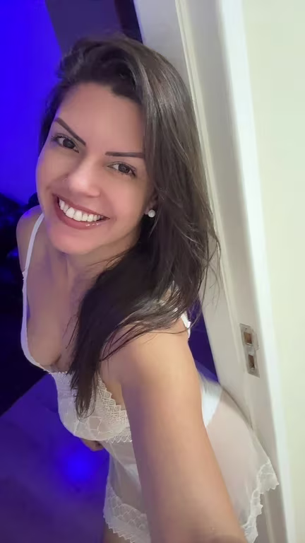 Sara Marcella Relaxante, Terapêutica, Nuru e Tântrica Massagem tântrica