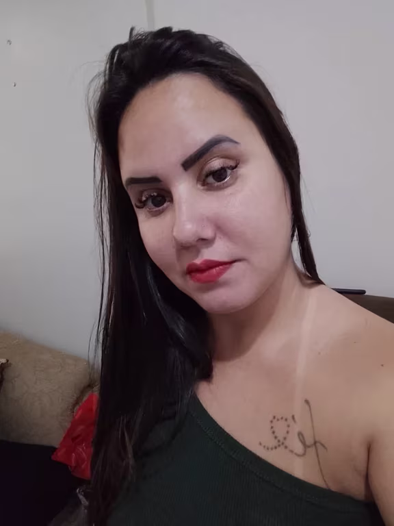 Sarah Mix de Massagens relaxantes e sensuais