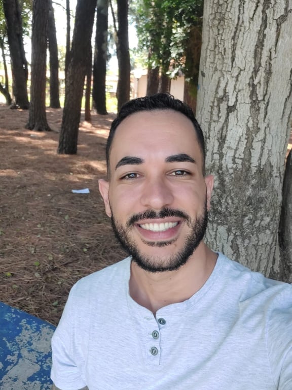 Rhavi Massagem Relaxante à Massagem Nuru.