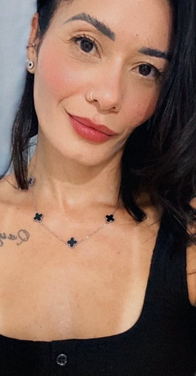 Akemi- especialidade em massagem Nuru oriental , tantrica, desportiva