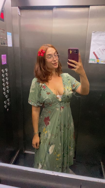 Monick Massoterapeuta - Massagem Relaxante Massagem em